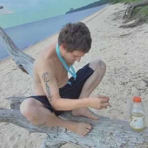 Meet your Posher, Chris